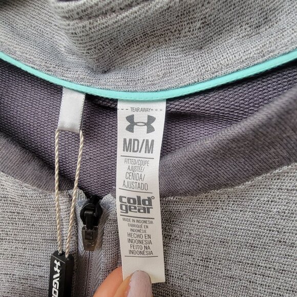 ⭐Under Armour Long Sleeve Shirt Sz M Women's cold gear fitted 3/4 Zip Gray New⭐ - Picture 3 of 7
